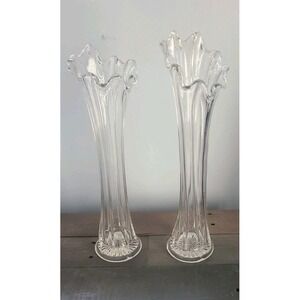 Pair Of VINTAGE SWUNG GLASS‎ VASES